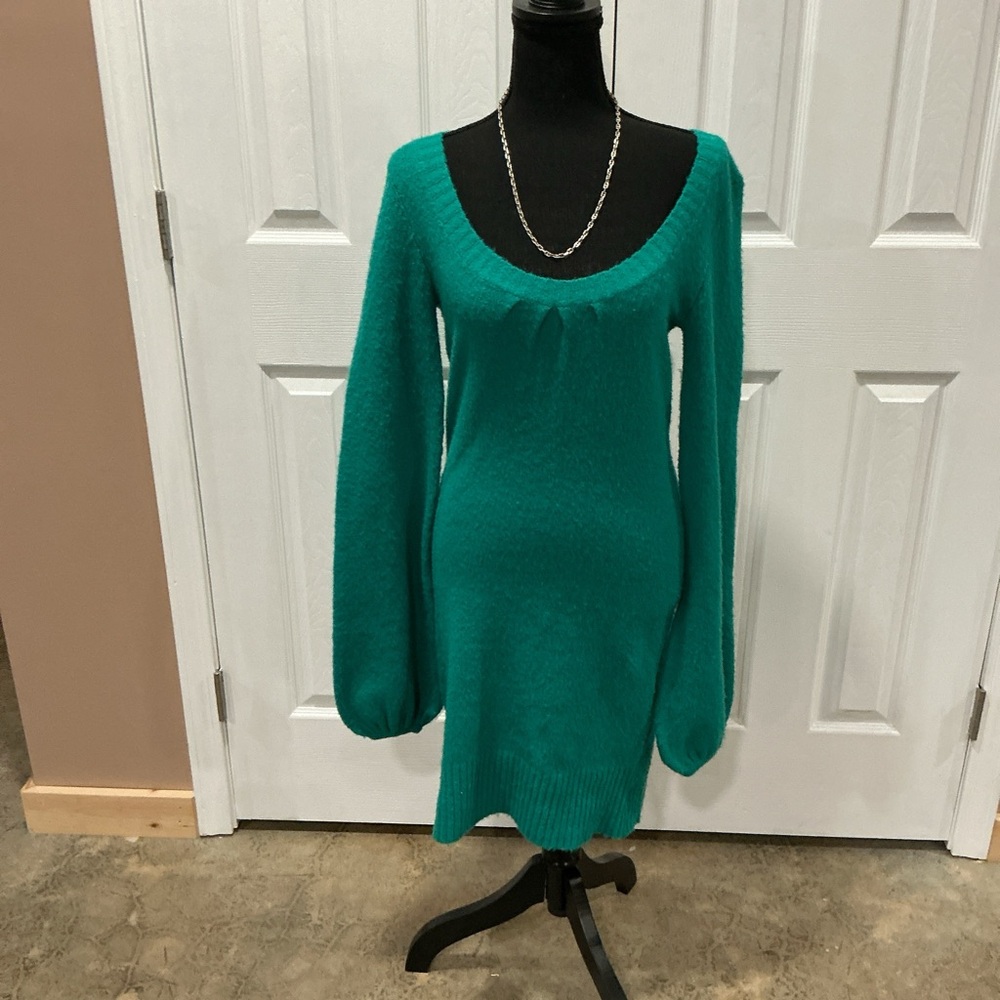BEBE WOOL BLEND GREEN KNIT SWEATER DRESS WITH KEYHOLE BACK SIZE M